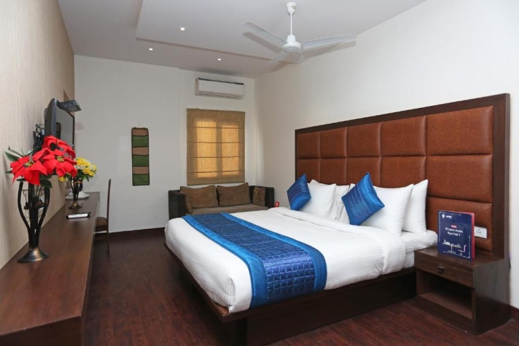 Classic Triple room