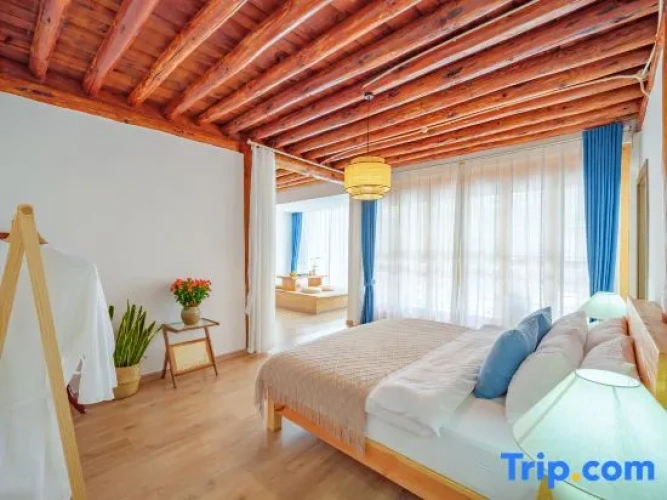 2 Bedrooms Superior room with courtyard view