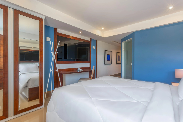 DOM Barra Hotel