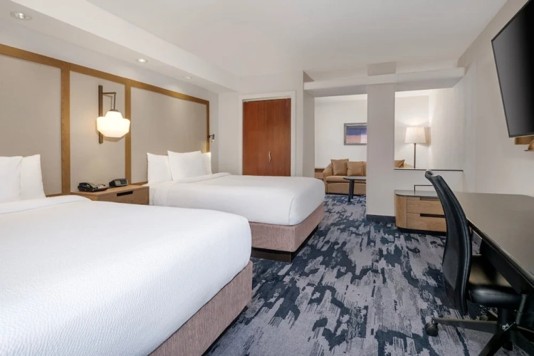 Quadruple Suite