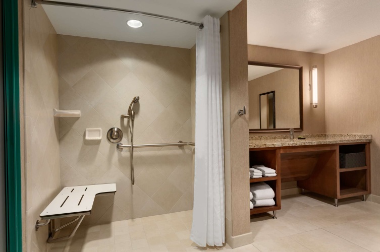 Embassy Suites by Hilton LAX International Airport South photo 6