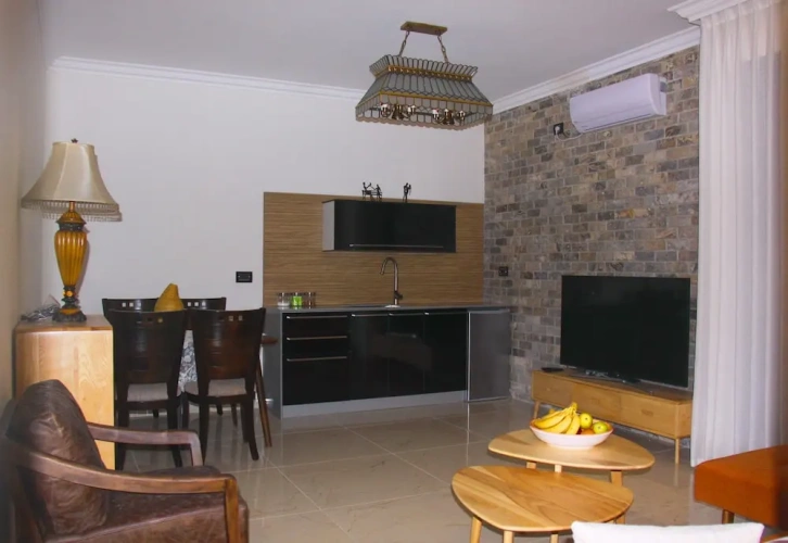 1 Bedroom Standard Double room with balcony and with courtyard view