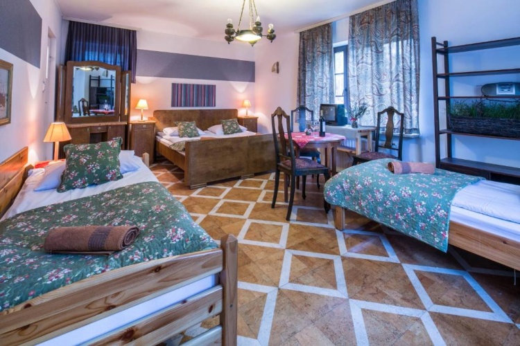 Standard Quadruple room