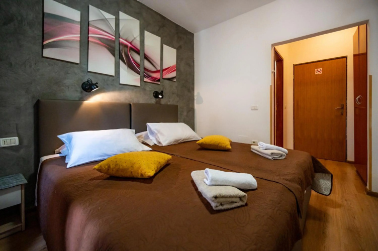 Sonia Rooms