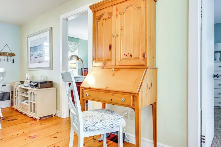 Walk To Goose Rocks Beach: Quiet Townhome W/ Patio - Kennebunkport, ME