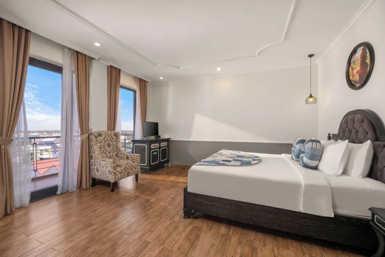 Premier Double room with balcony and beachfront