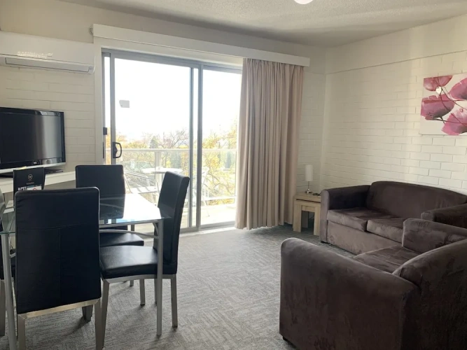 2 Bedrooms Apartment with balcony