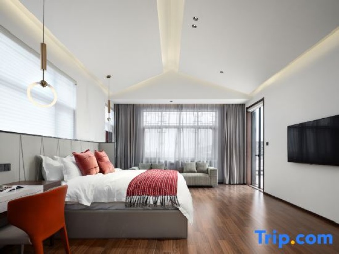 Deluxe Double Family room