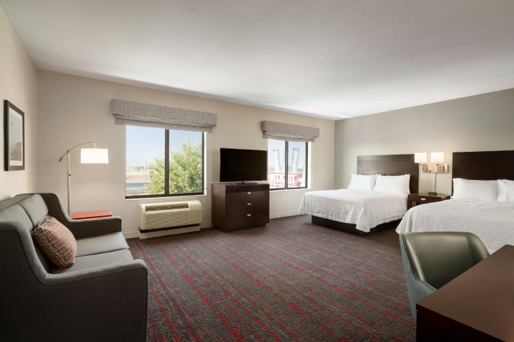 Quadruple Suite