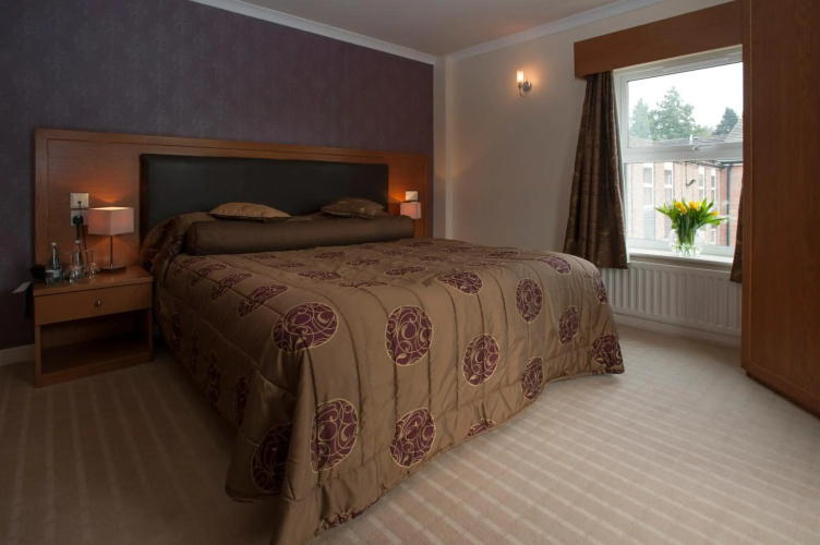 Burn Hall Hotel