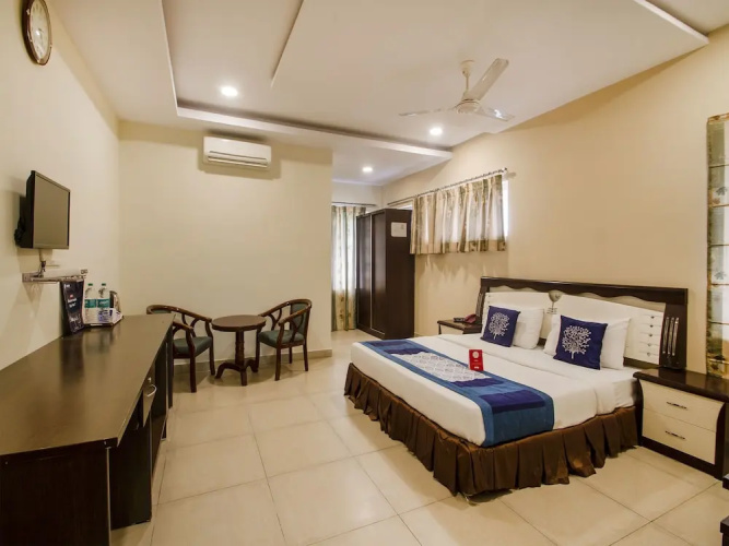 Sravya Compact Residency by OYO Rooms