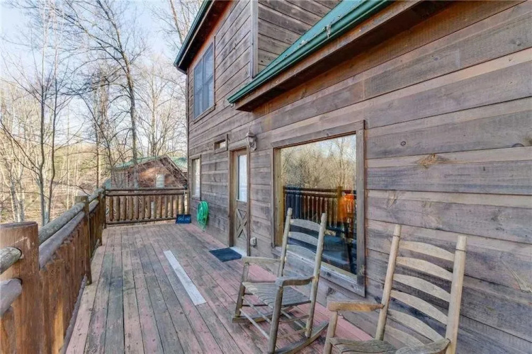 Bearfoot Lodge by RedAwning