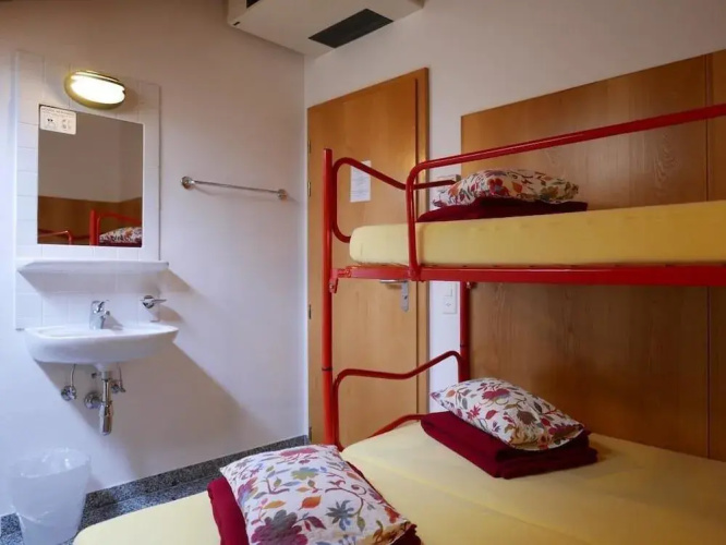 Hotel & Hostel Montarina
