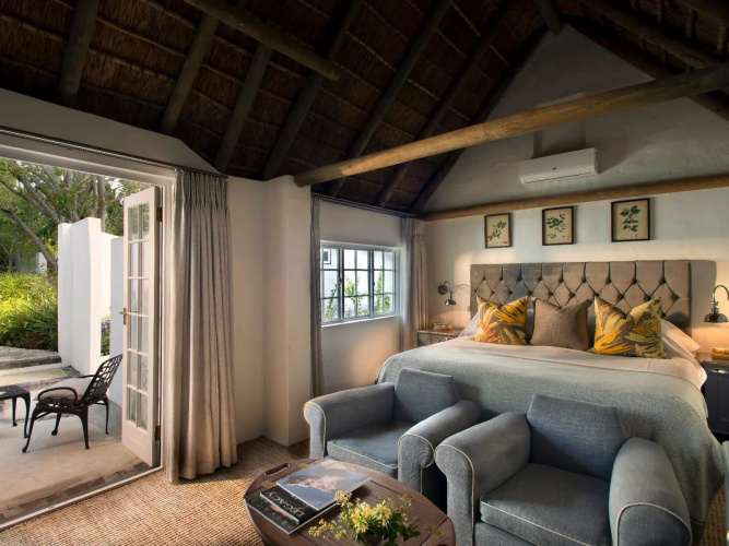 Standard Double room with view