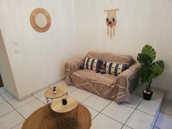1 Bedroom Apartment