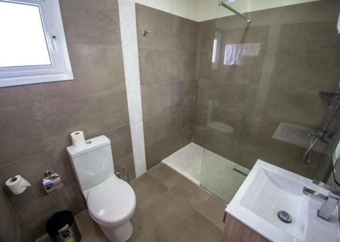 1 Bedroom Double Apartment with sea view