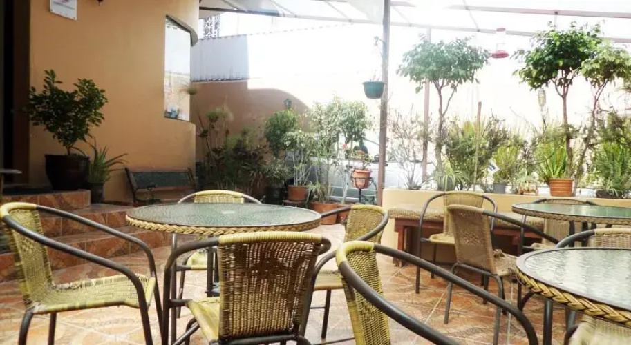 Hostal Jhomana