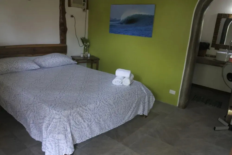 Wild Waves Surf-House