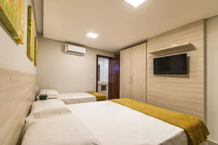 Standard Quintuple room