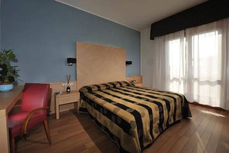 Hotel Eden