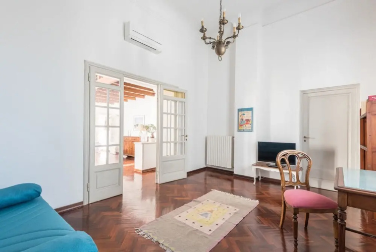 LEOPOLDA DREAM beautiful apartment sleeps 5!