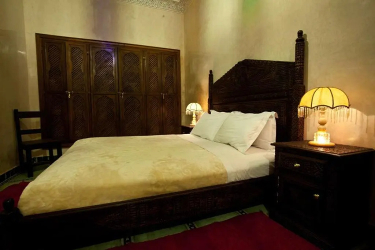 Riad Tidar by Phoenix
