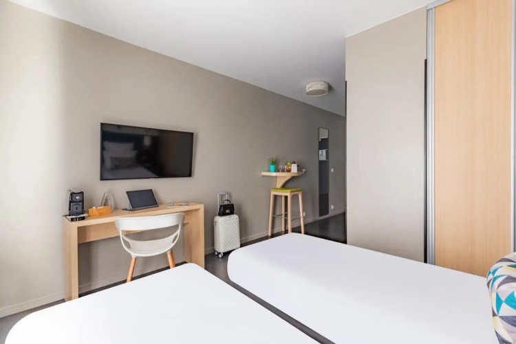 Air Hotel Paris Le Bourget