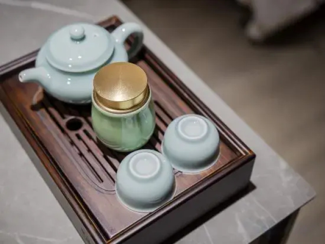 LongFeng Hotel