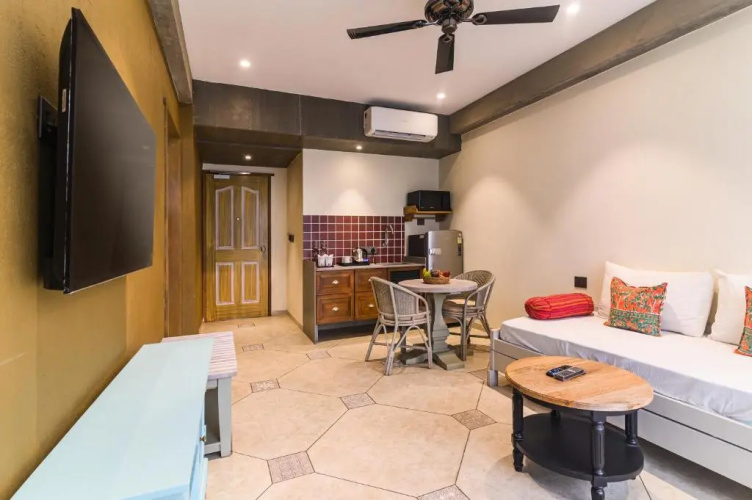 Bougainvilla Apartment