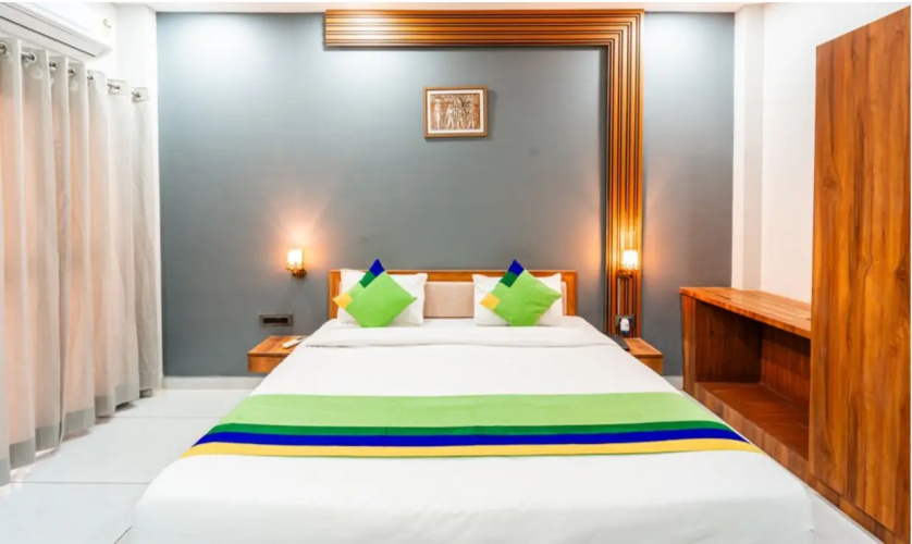 Deluxe room with balcony