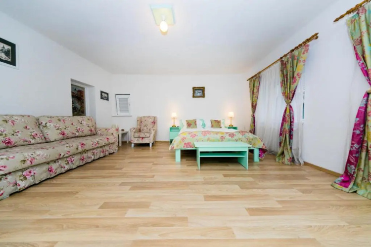 Tischler Apartment & Studio