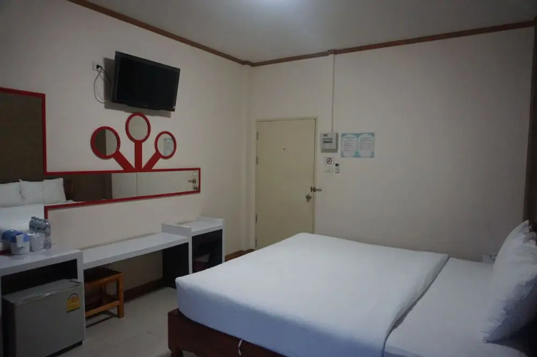 Wetsawat Place Hotel
