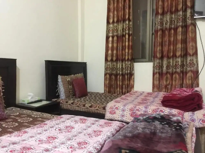 Yasin Holiday Hotel