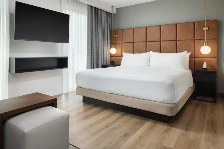 Double Suite