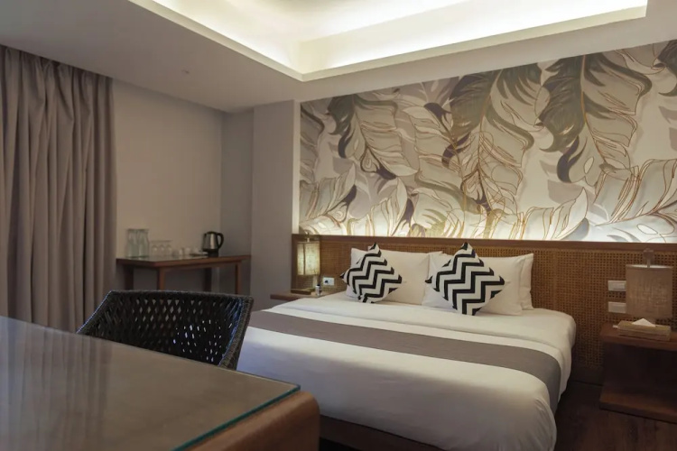 Isla Amara Resort