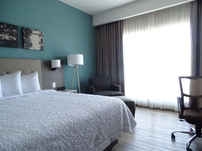 Hampton Inn by Hilton Celaya