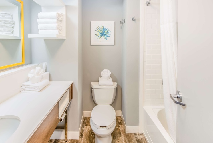 Hampton Inn Pensacola Beach photo 10