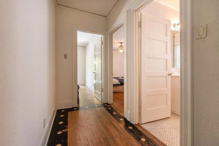 Charming 2bed House in Koreatown