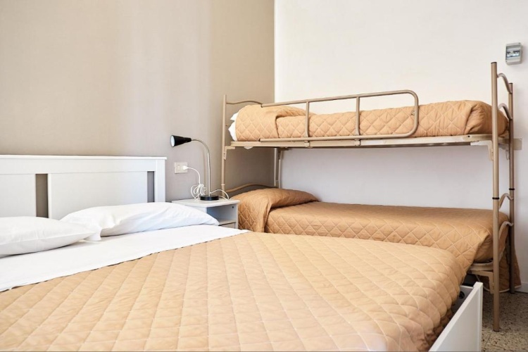 Standard Quadruple room with balcony