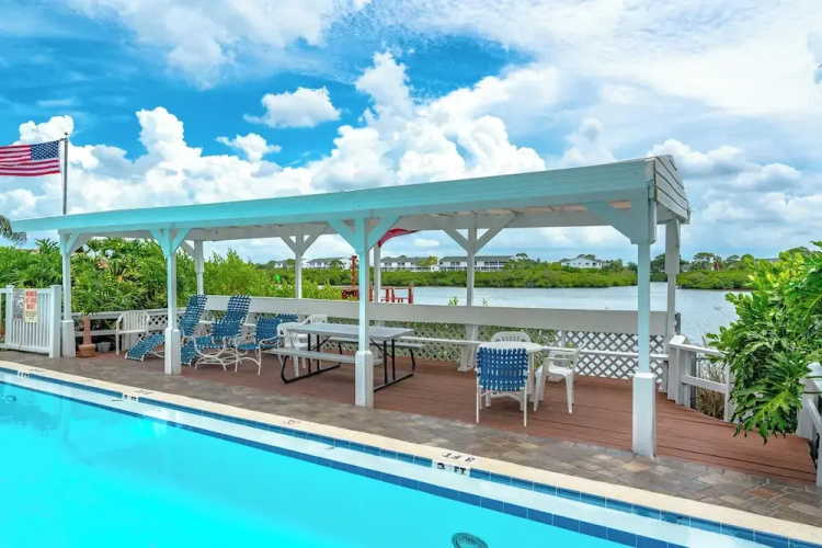 Seashell 19 by Distinctive Beach Rentals