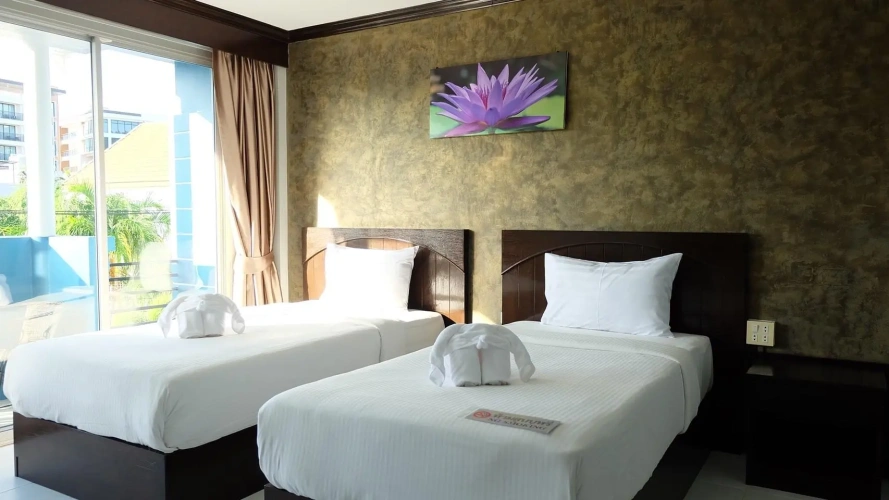 Deluxe Twin room
