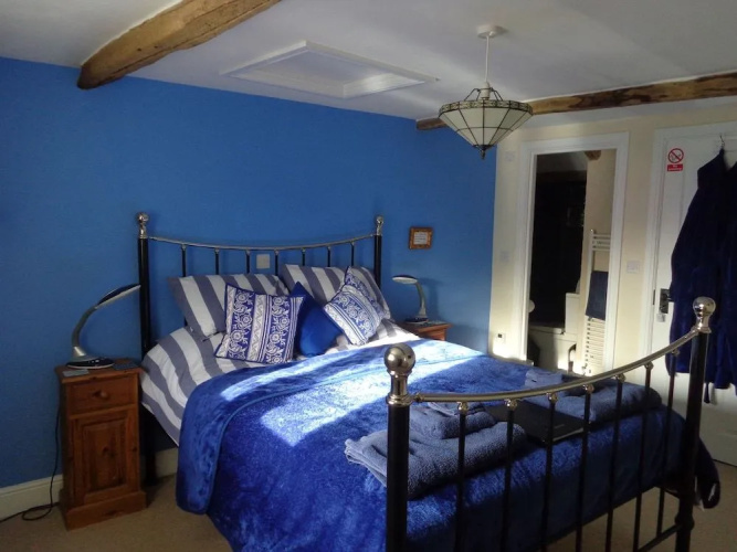 Lodge House B&B
