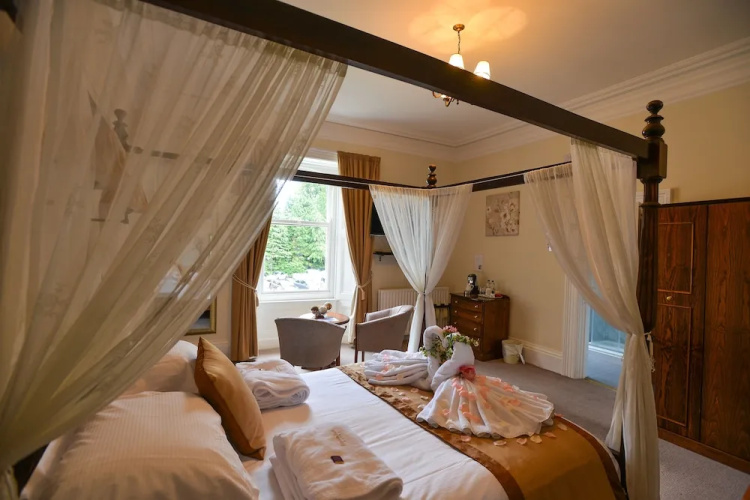 Steeton Hall Hotel
