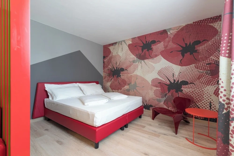 1 Bedroom Luxury Apartment with city view