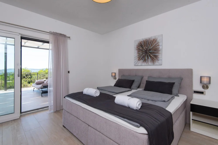 Holiday Villa Olive Tree
