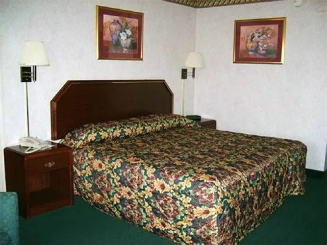 Ramada Inn