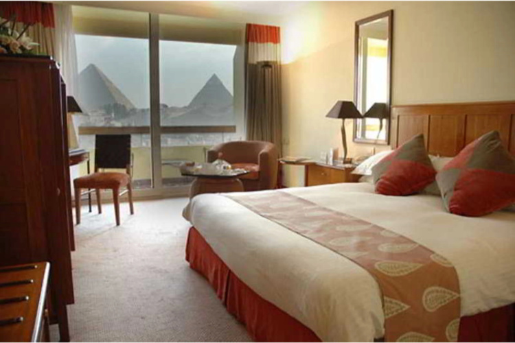 Le Méridien Pyramids Hotel & Spa