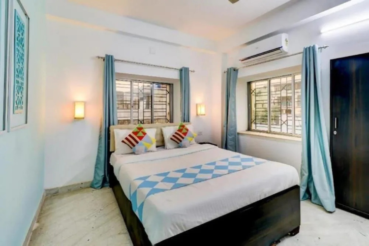 Goroomgo Priyanshu Guest House Ruby Kolkata