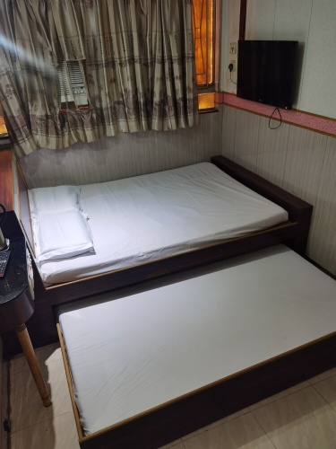 Economy Twin room