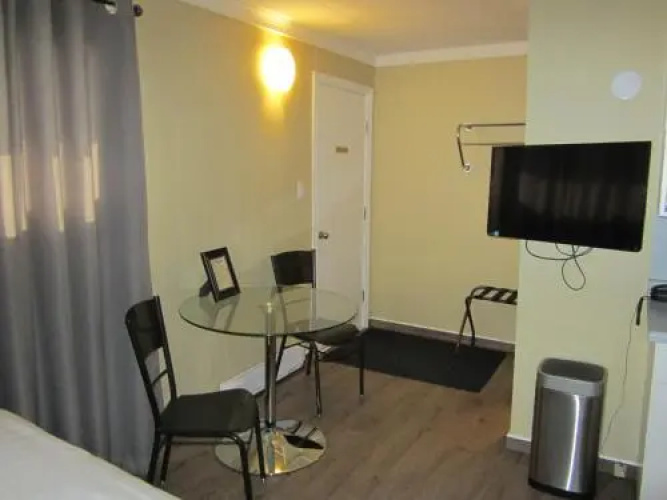 Oreland Motel